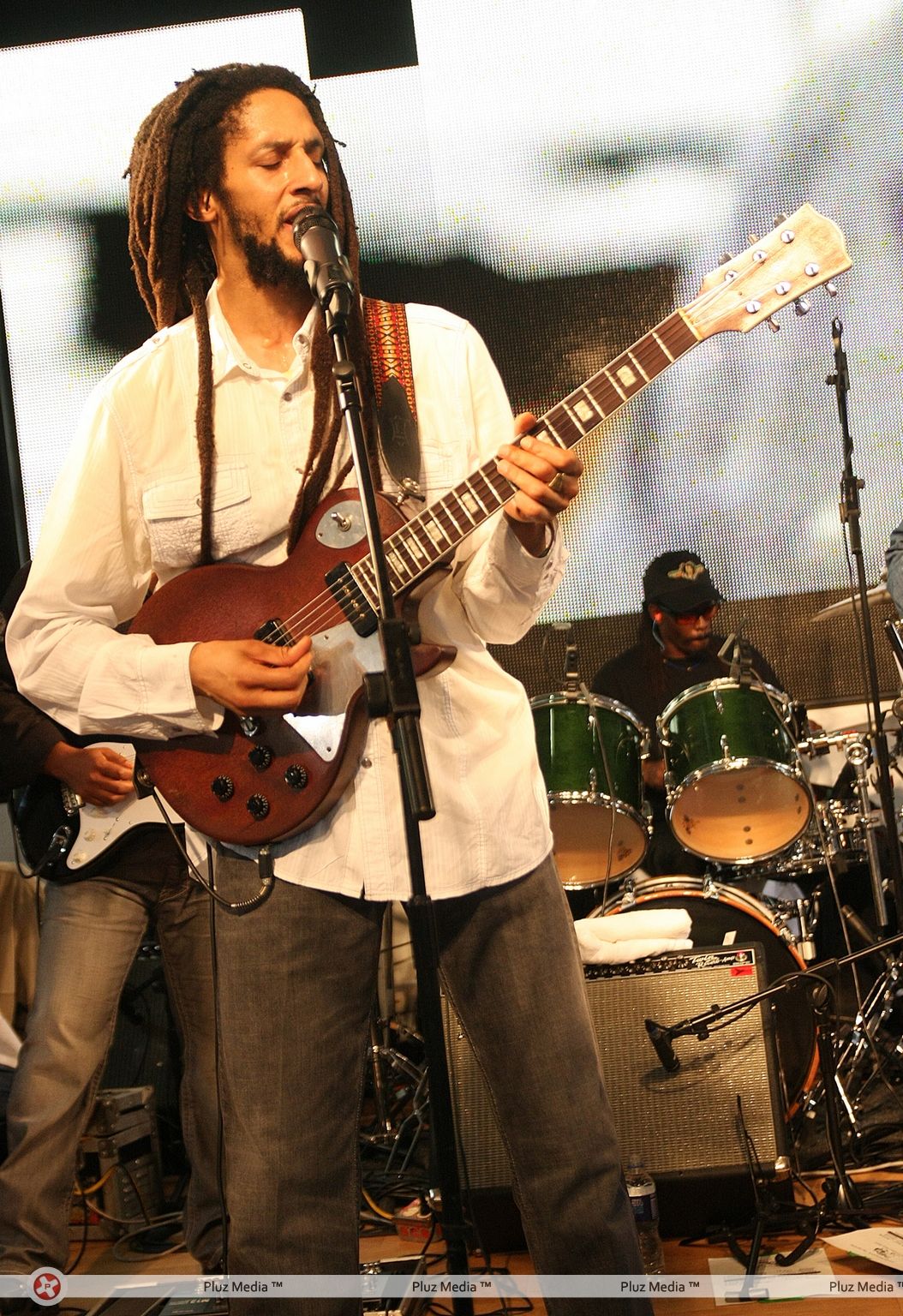 Julian Marley Performing live to promote the new range of headphones | Picture 112612